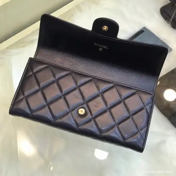 Hyper Peter CHANEL WALLET 0629